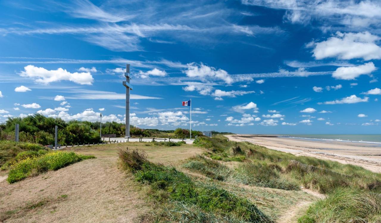Appartement Au Pied De La Plage - Balcon - Parking Courseulles-sur-Mer Exterior foto